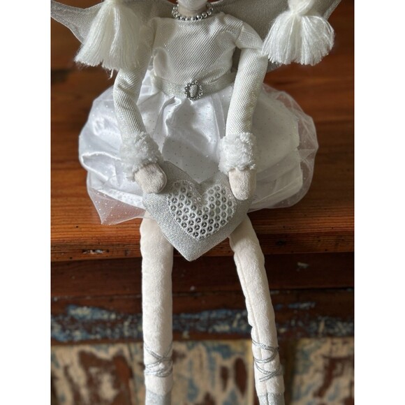 34th & PINE SNOW DOLL ANGEL BALLERINA w/HEART Shelf Sitter Sparkle 21" - Picture 3 of 10